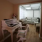 アパートホテル Moss