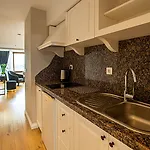 アパートホテル Moss